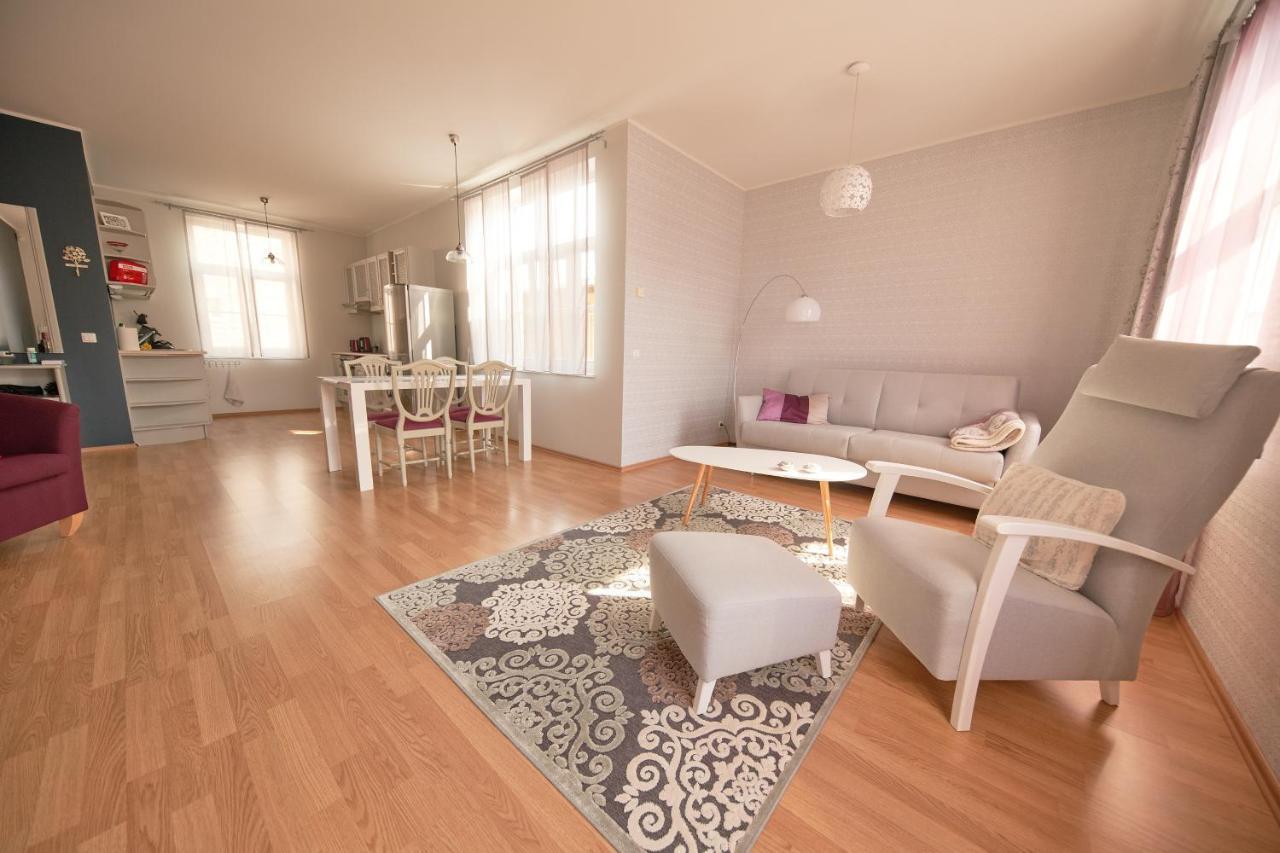 Rose Apartment Haapsalu Exterior foto