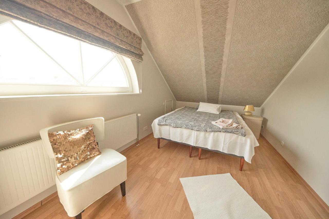 Rose Apartment Haapsalu Exterior foto